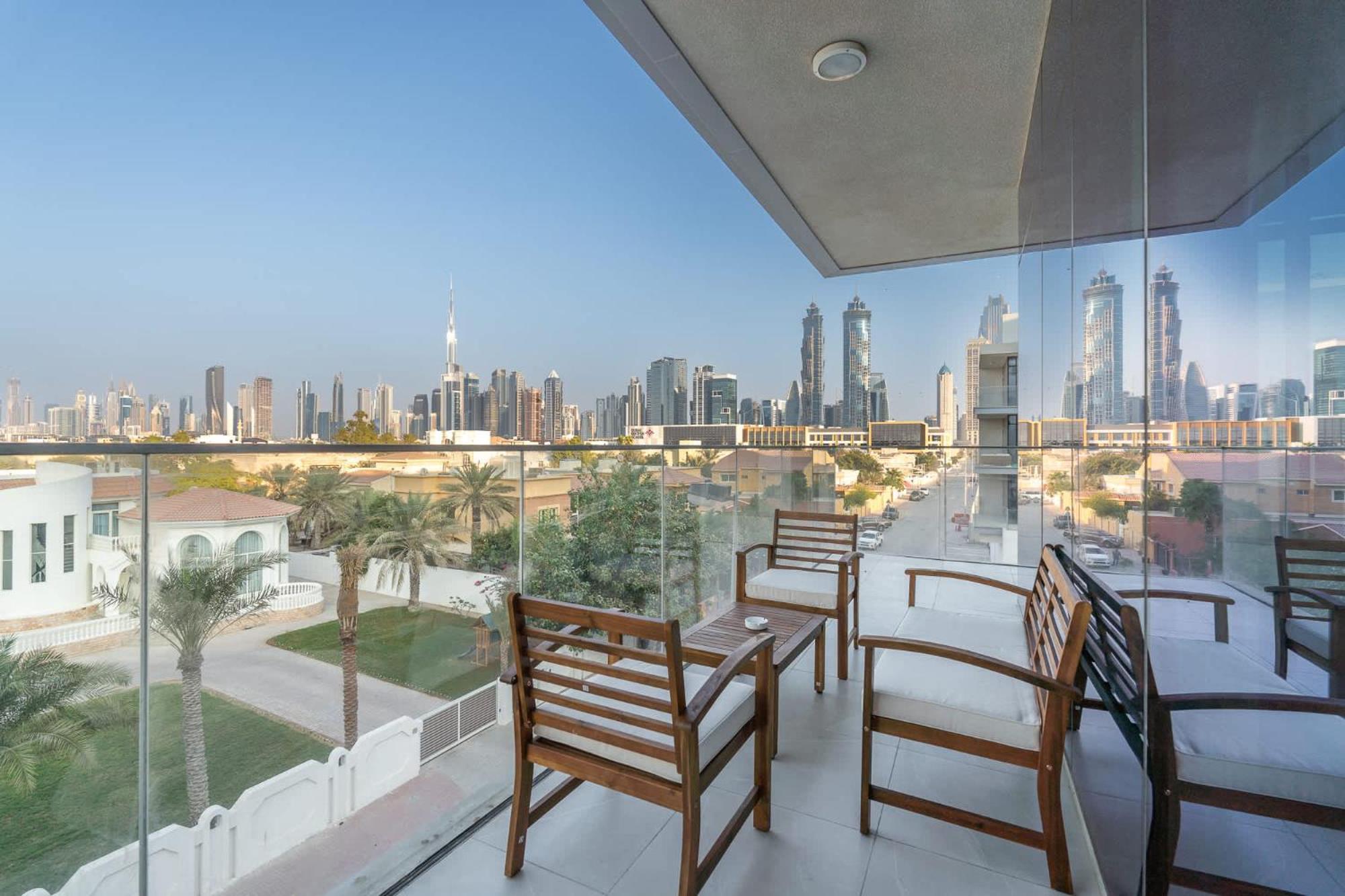 Full Burj Khalifa View In 3 Bedroom Apartment In Canal Front 1 That Sleeps 6 Дубай Екстериор снимка